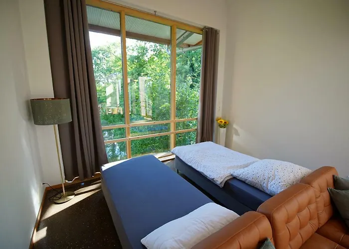 公寓 Gaestewohnung Hardinghaus Am Teich 瓦伦多夫