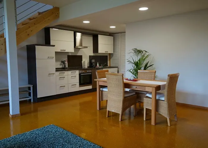 Gaestewohnung Hardinghaus Am Teich * 瓦伦多夫