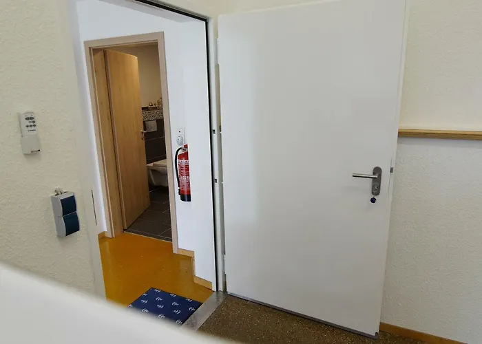 Gaestewohnung Hardinghaus Am Teich * ヴァーレンドルフ